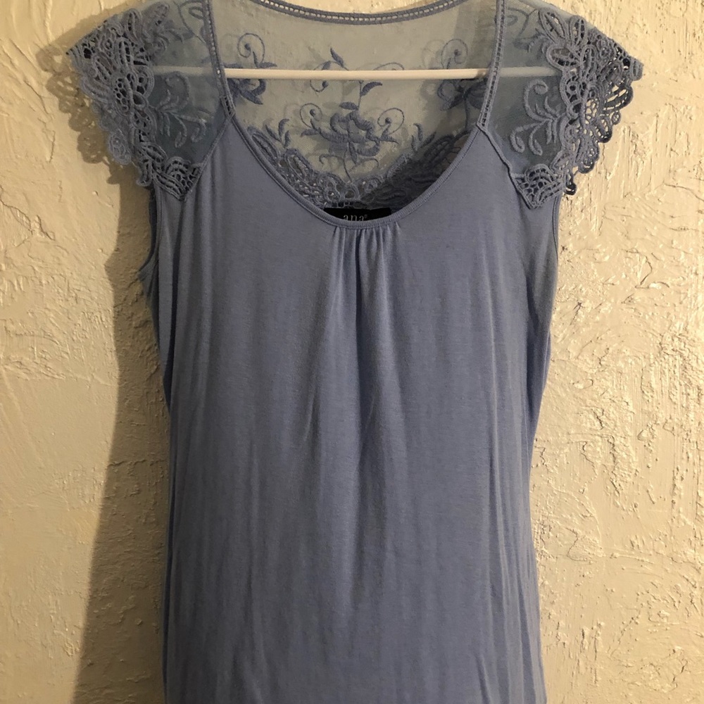 EUC Sleeveless ANA top